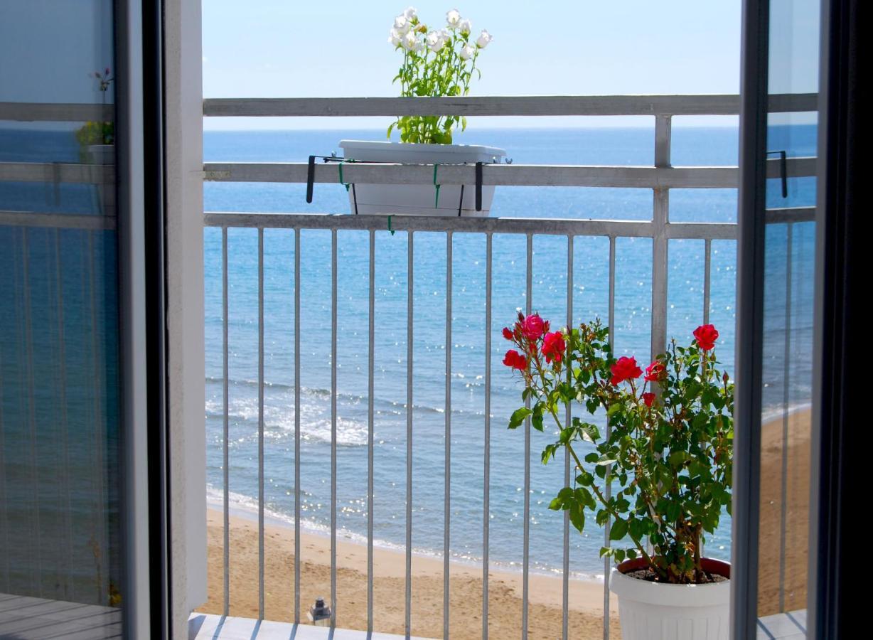 B&B Capo Rizzuto Fronte Mare Extérieur photo