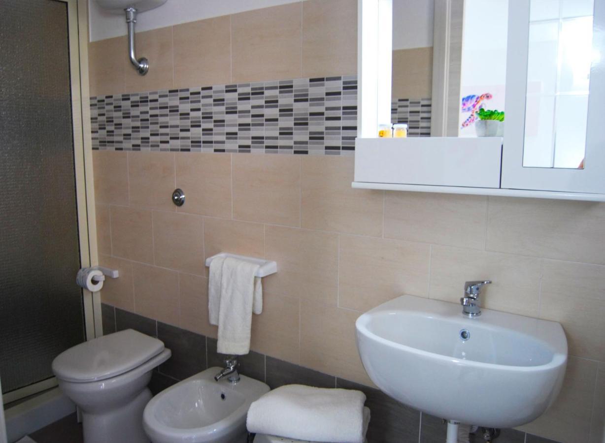 B&B Capo Rizzuto Fronte Mare Extérieur photo