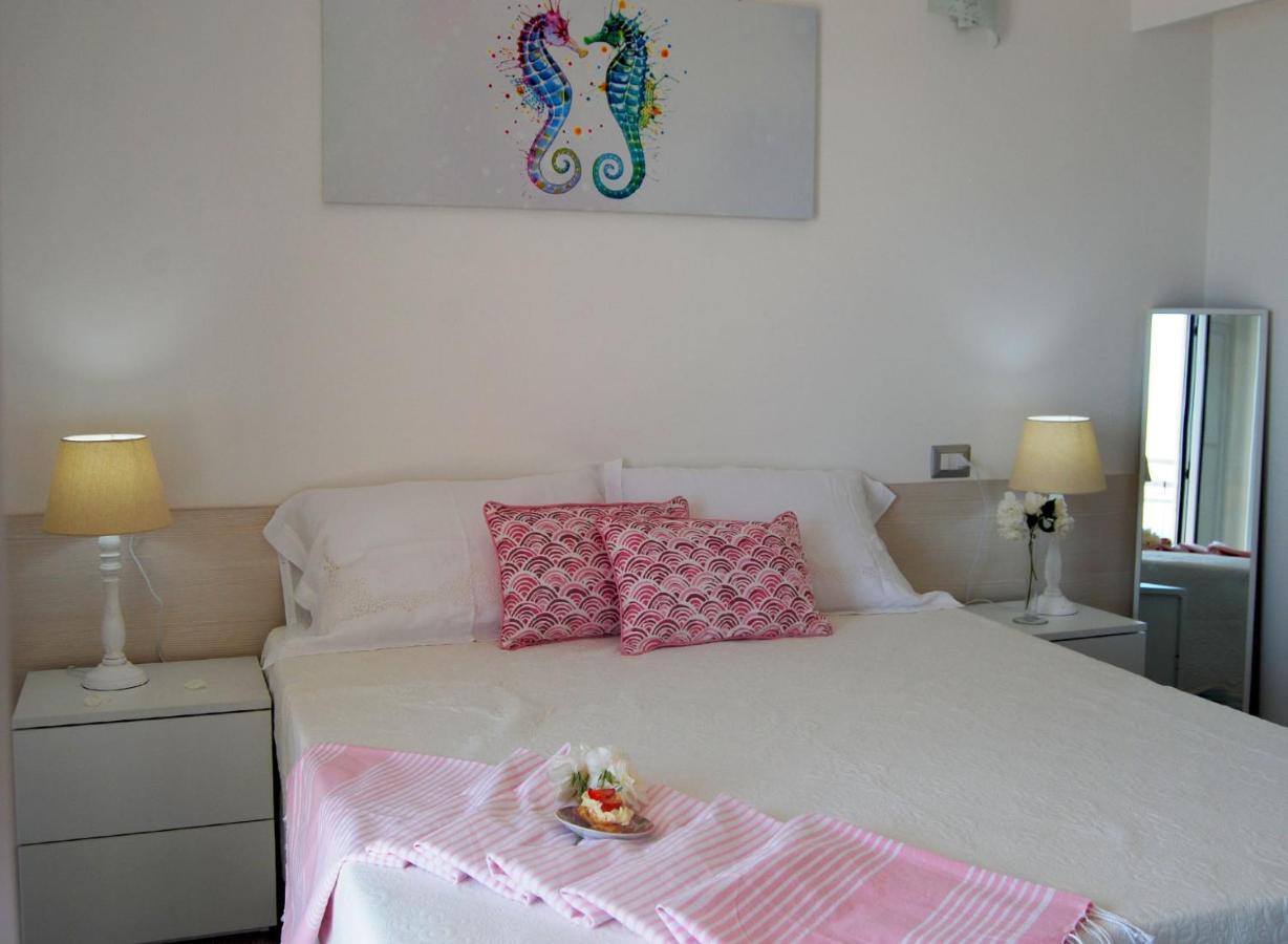 B&B Capo Rizzuto Fronte Mare Extérieur photo