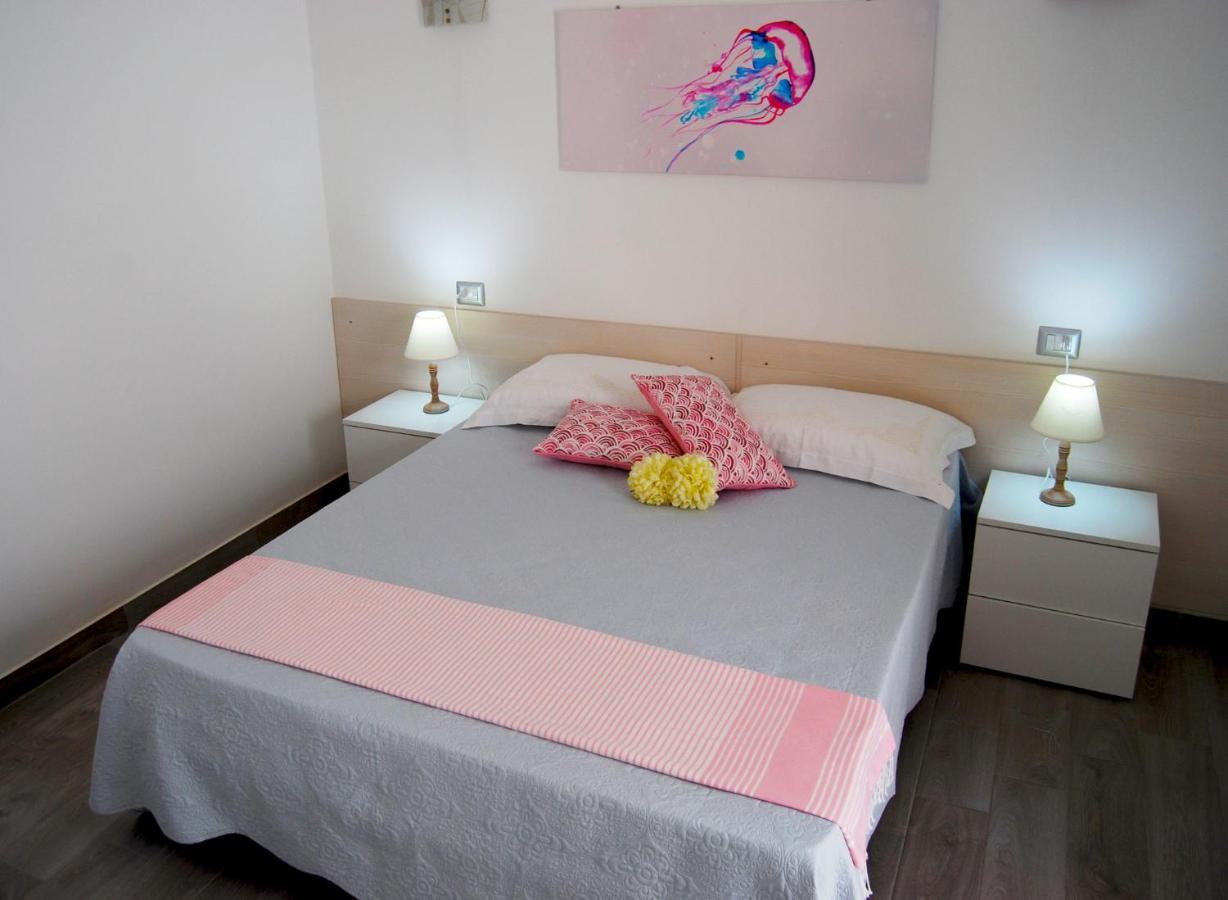 B&B Capo Rizzuto Fronte Mare Extérieur photo