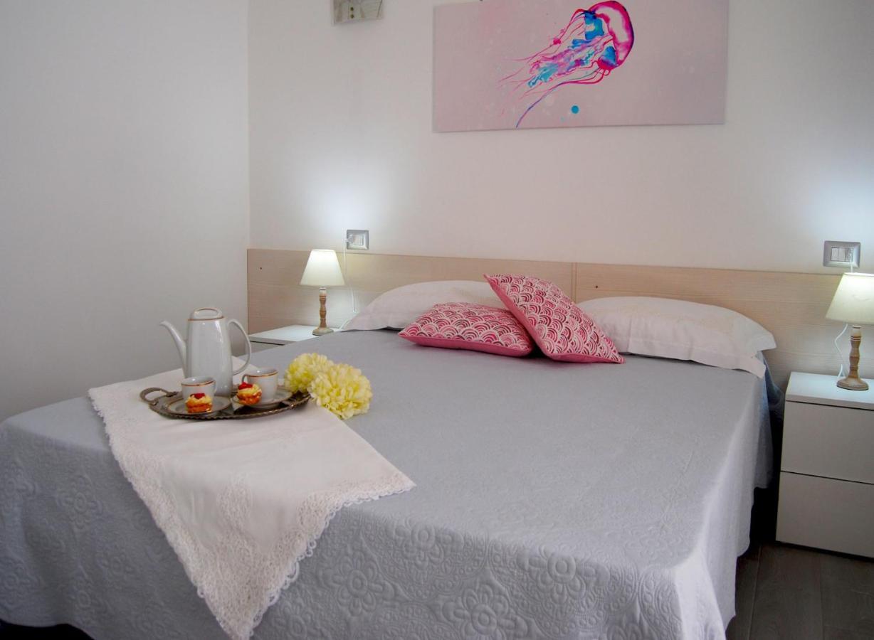 B&B Capo Rizzuto Fronte Mare Extérieur photo